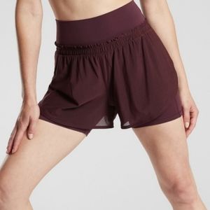 Athleta cute high waist shorts/phone pocket. Worn Once
